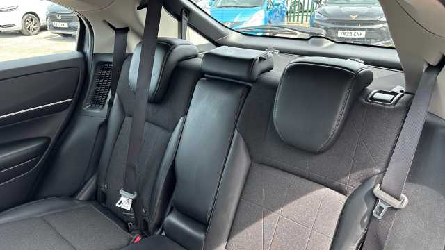 Honda HR-V 1.5 eHEV Advance 5dr CVT Hybrid Hatchback 