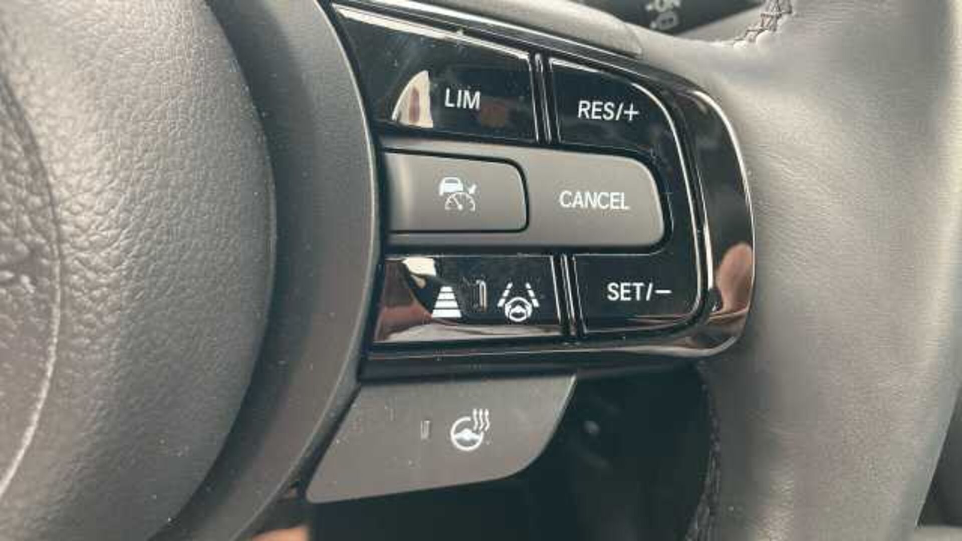 Honda HR-V 1.5 eHEV Advance Style Plus 5dr CVT Hybrid Hatchback 