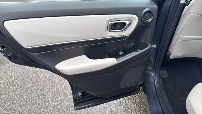 Honda HR-V 1.5 eHEV Advance Style 5dr CVT Hybrid Hatchback 