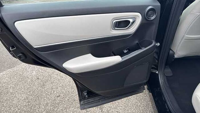 Honda HR-V 1.5 eHEV Advance Style 5dr CVT Hybrid Hatchback 