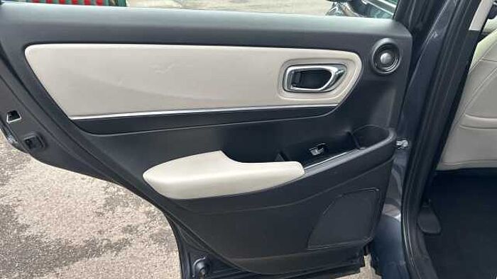 Honda HR-V 1.5 eHEV Advance Style 5dr CVT Hybrid Hatchback 