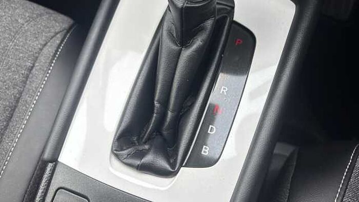 Honda Jazz 1.5 i-MMD Hybrid Advance 5dr eCVT Hybrid Hatchback 