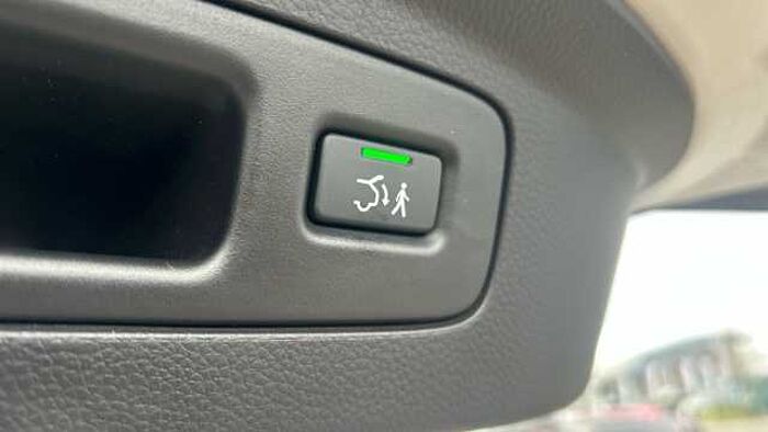 Honda HR-V 1.5 eHEV Advance 5dr CVT Hybrid Hatchback 