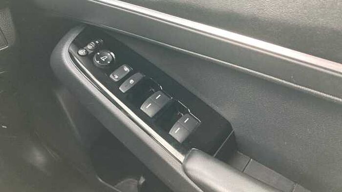 Honda HR-V 1.5 eHEV Advance 5dr CVT Hybrid Hatchback 