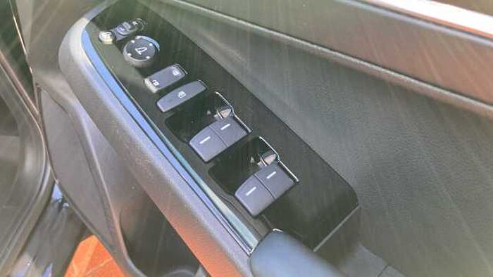 Honda HR-V 1.5 eHEV Advance 5dr CVT Hybrid Hatchback 