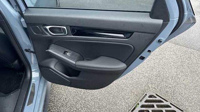 Honda Civic 2.0 eHEV Advance 5dr CVT Hybrid Hatchback 