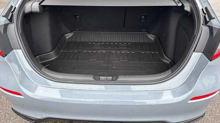 Honda Civic 2.0 eHEV Advance 5dr CVT Hybrid Hatchback 