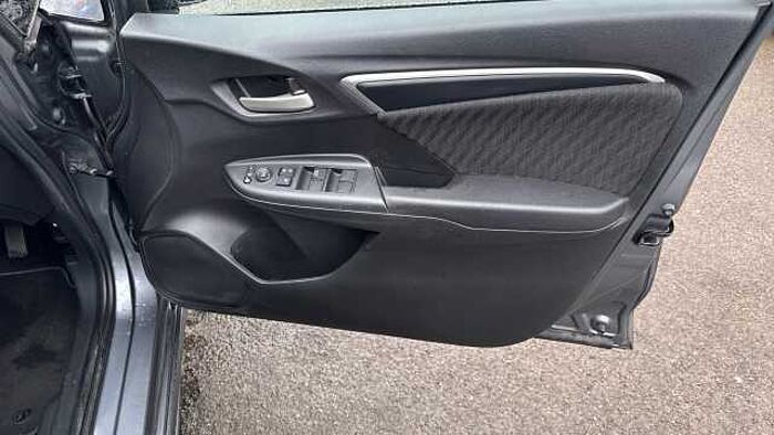 Honda Jazz 1.5 i-VTEC Sport Navi 5dr Petrol Hatchback 