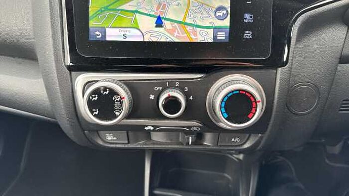 Honda Jazz 1.5 i-VTEC Sport Navi 5dr Petrol Hatchback 