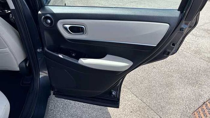 Honda HR-V 1.5 eHEV Advance Style 5dr CVT Hybrid Hatchback 