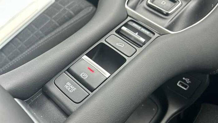 Honda ZR-V 2.0 eHEV Elegance 5dr CVT Hybrid Estate 