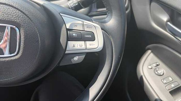 Honda Jazz 1.5 i-MMD Hybrid Crosstar Advance 5dr eCVT Hybrid Hatchback 